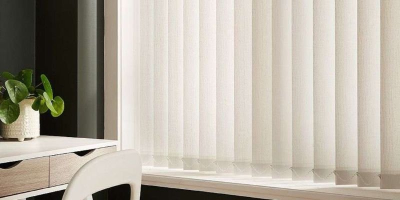 What is the difference between Solar Reflective blinds and Blackout thermal blinds?